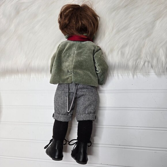 Vintage 2001 "Robin" Caroller 16" Porcelain Doll Dianna Effner Soft Body w Stand - Picture 7 of 9